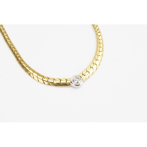 61 - An 18ct Diamond Set Snake shaped Necklace set with a 0.75ct Diamond. Weight approx: 25.4 grams. Leng... 