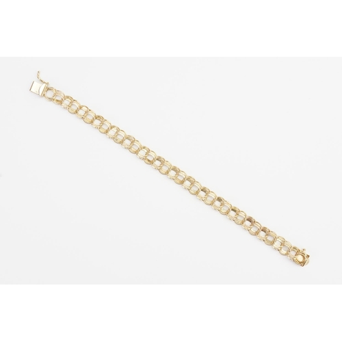 88 - A 14ct Gold Hoop Bracelet. Length approx: 19cms. Weight approx: 11.3 grams.