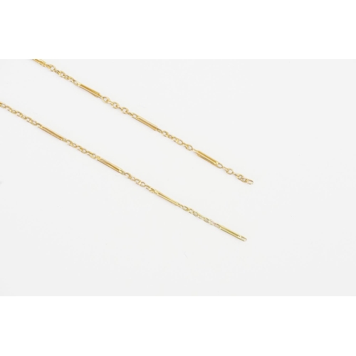 60 - A Fine 15ct Gold Necklace (AF). Length: 46cms long. Weighing: 2.9 grams.