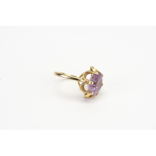 70 - A 9ct Gold Large Oval Amethyst set Ring. Size: 10.2mm x 12mm.. Weight: 3.4 grams. Size P.