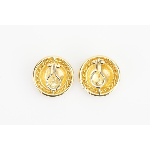 82 - A Beautiful Pair of Heavy 18ct Gold 