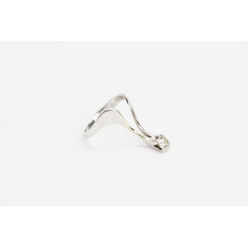 178 - A 14ct White Gold Wishbone Design Diamond Ring, Diamond Size approx: 0.38ct. Ring size: K. Weight: 2... 