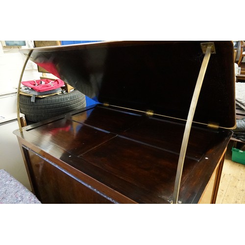 603 - A Mid Victorian Honduras Mahogany, Lift Top Map Chest, Fitted with 10 Drawers with Turned Knobs and ... 