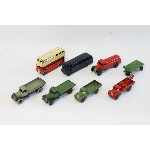 302 - A Tray of Unboxed 1940s/1950s Dinky Models to include 25 series Trucks, 2 x Buses & 2 x 35 Series Tr... 