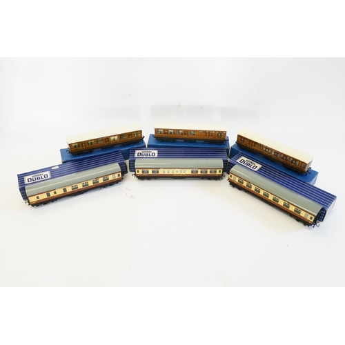 509 - 6 x Boxed Hornby Dublo Coaches to include 32095 