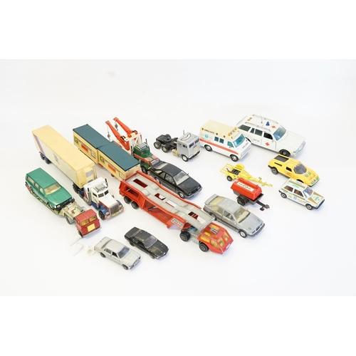165 - A Tray of Matchbox Superkings Models to include Trucks & Trailers, Breakdown Truck, Ford Sierra, Vol... 