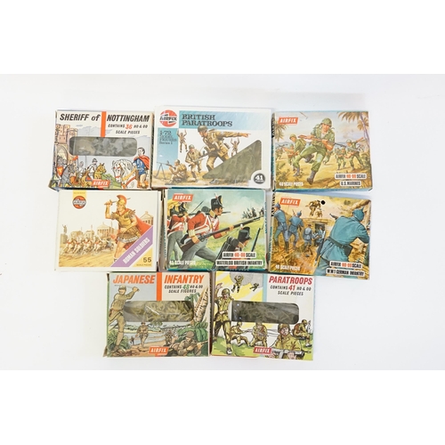 432 - 8 x Airfix Plastic Soldier Kits to include 