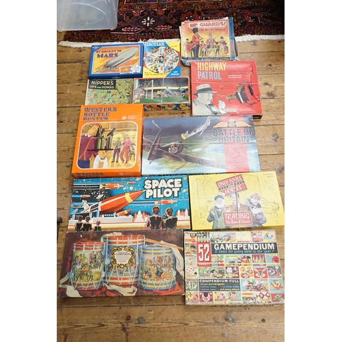 629 - A Large Collection of Original 1960s/1970s Games & Jigsaw's to include Blow Football, Nippers Up's &... 