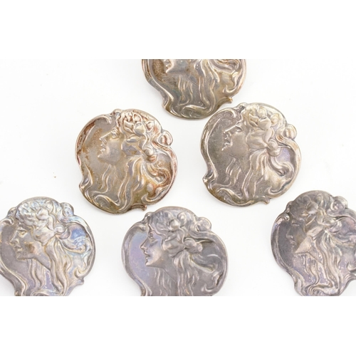 229 - A Set of 6 English Art Nouveau Buttons after a design by 