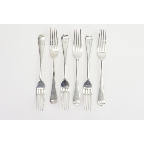 45 - A set of 6 1917 Goldsmith & Silversmith forks. Weight 463g.