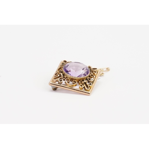 113 - A 9ct yellow gold Amethyst brooch converted from a pendant, set with a large Amethyst. Size 14mm dia... 