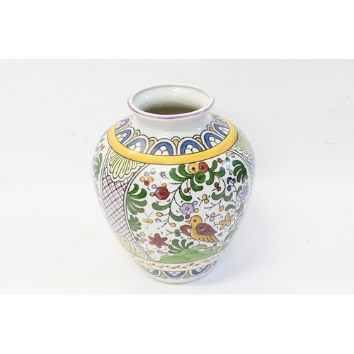 1041 - A Chinese Vase Decorated for the Portuguese Market. Measuring: