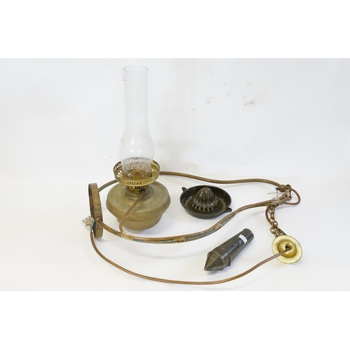 791 - A Bakelite Lemon Squeezer, a Victorian Cased Piping Set and a Hanging Brass Wall Light.