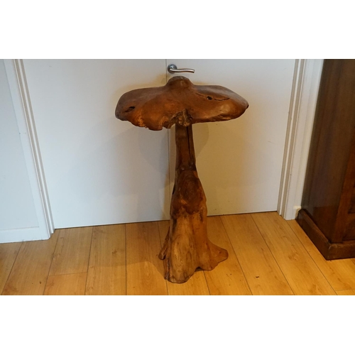 732 - A Large Carved Root Wood Study of a Mushroom on a Rustic Base. Measuring: 96cms high x 68cms (Top).