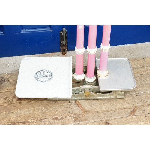 738 - A Lovely Set of Victorian Wrought & Cast Iron Scales with Pink Pottery Columns with a Marble effect ... 