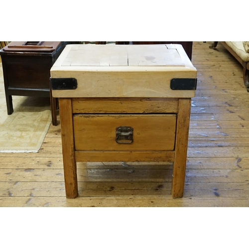 512 - An Oak & Pine Butchers Block with Iron Mounts fitted with a Deep Single Drawer & Square Legs. Measur... 