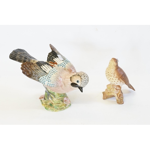 405 - A Beswick Study of a Jay Model No: 1219 & a Beswick study of a Songthrush No: 2308.