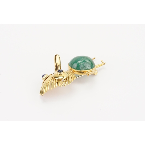 133 - A 18k Gold Sapphire and Jade set duckling brooch. Jade size approx. 14.6mm x 11.9mm. Brooch size 44m... 