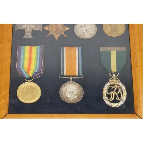 301 - A Collection of World War I medals awarded to 