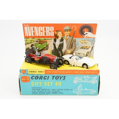 4 - A Scarce Corgi Gift Set No: 40 