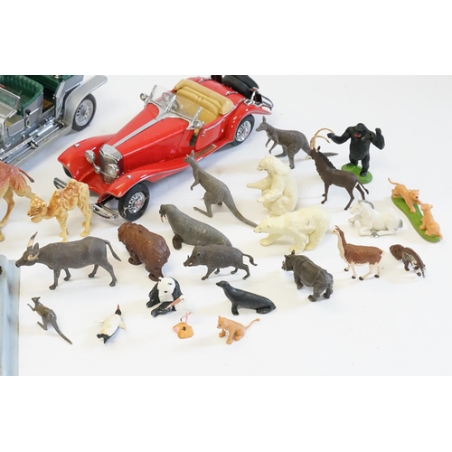 523 - A Collection of 1970s Plastic Britains Farm Animals to include Monkeys, Kangaroos, Polar Bears, Fenc... 