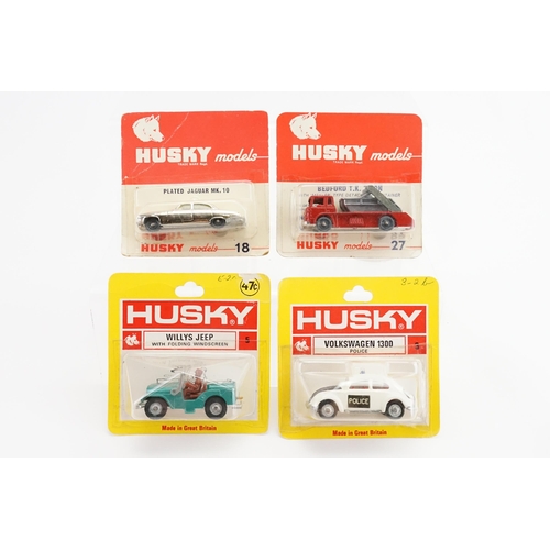 64 - A Collection of Four Corgi/Husky models to include No: 5 