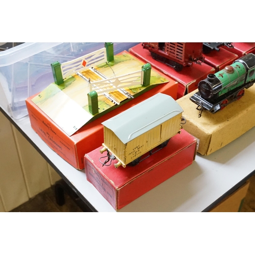 500 - A Large Tub of Hornby O Gauge Railway to include Locomotives, Wagons, Track, Railway Crossing, etc. ... 