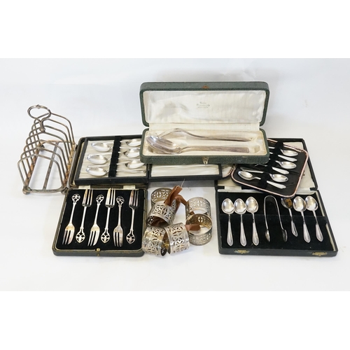 146 - Silver Plated Napkin Rings, Toast Rack, 5 various Silver Plated Cased Cutlery, etc.