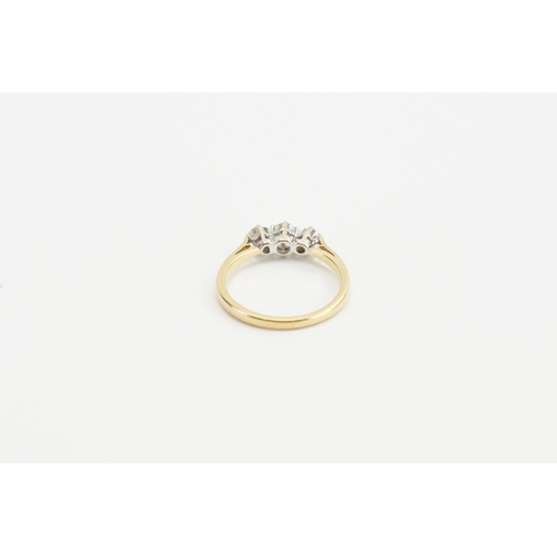 196 - A 18ct Gold Diamond ring, set with three Diamonds (0.05ct either side & 0.18ct centre stone). Weight... 