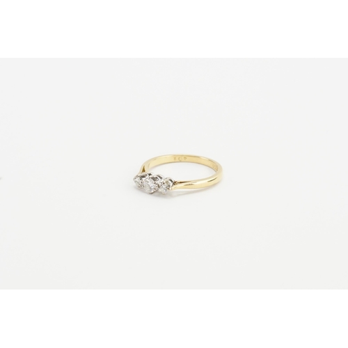 196 - A 18ct Gold Diamond ring, set with three Diamonds (0.05ct either side & 0.18ct centre stone). Weight... 