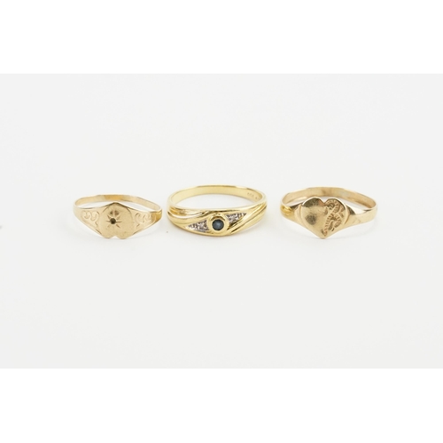 225 - A collection of three 9ct gold rings. Weight 3g.