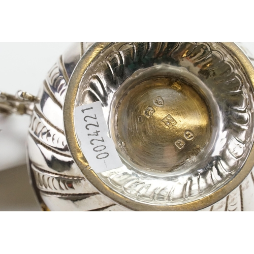 53 - A 1810 Benjamin Smith II & James Smith III Georgian Silver sugar bowl, with dragon handles. Weight 1... 