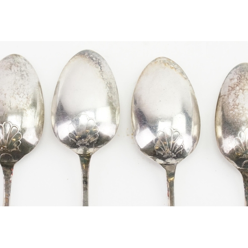 50 - A collection of Georgian silver shell back teaspoons. Date letter F. Date 1781. Weight 64g.