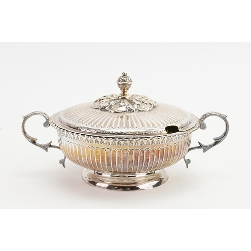 65 - A 1909 George Nathan & Ridley Hayes	Silver porringer. With ribbed decoration . Weight 374g.