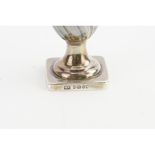 88 - A 1888 Victorian Atkin Brothers silver screw top salt. Weight 68g.