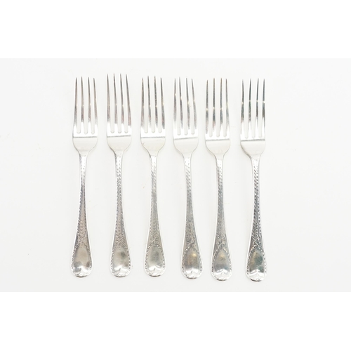 100 - A set of 6 1856 Victorian Elizabeth Eaton silver forks. Weight 273g.