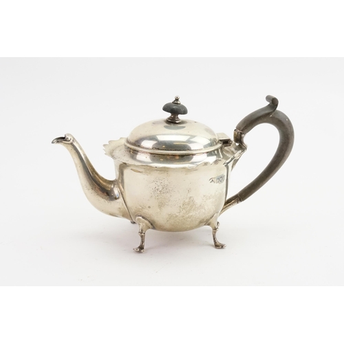 110 - A 1905 Barraclough & Son small silver teapot. Weight 319g.