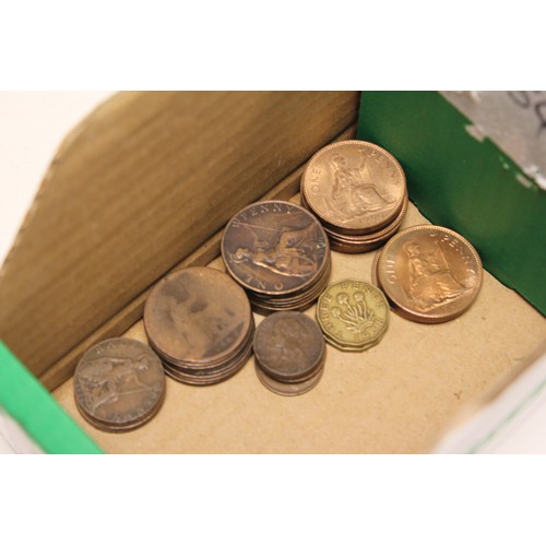 219 - A Collection of 40+ Bronze Coins to include Pennies, Halfpennies & 3d Bronze Coins.