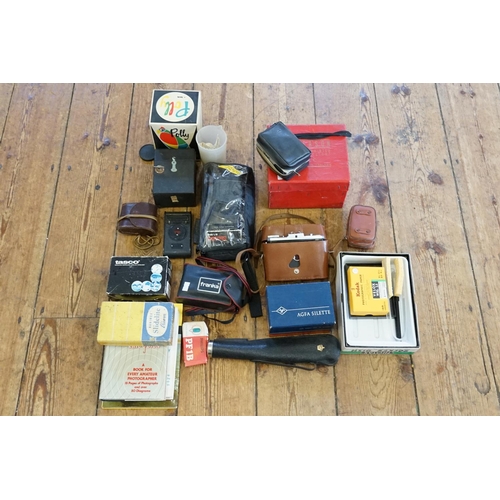 360 - A collection of Camera's to include a Nettar, a Ensign, a Patterson, Agfa, Eastman, etc. Needs Viewi... 