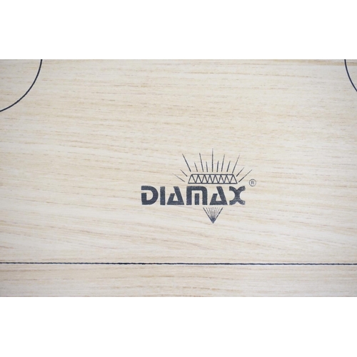 446 - An Original 1980s DIAMAX OFFICIAL made 