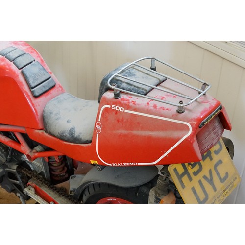 502 - A Gilero Saturno 500 Bialbero Motor Bike in Red. The Bike was Registered on the 8th May 1991 & has c... 