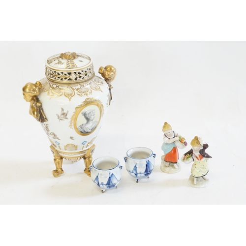 360 - A Meissen inspired Po Peri decorated with Semi-Nude Female handles & decorated with a classical Roma... 