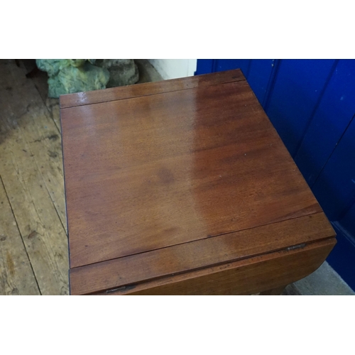 478 - A Reproduction Mahogany Sliding Top Tow Drawers Games Table with a Chess Top & Backgammon resting on... 