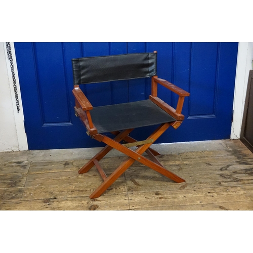 472 - A Leather & Teak 1960s Director's Chair on an X-Frame.