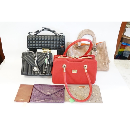 534A - A Collection of Five Ladies Handbags.