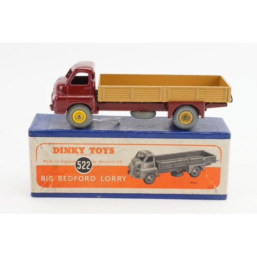 128 - A 1950s Dinky Toys No: 522 