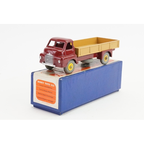 128 - A 1950s Dinky Toys No: 522 