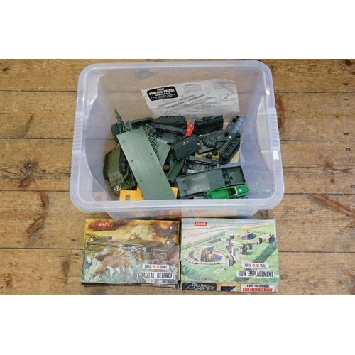 629 - Two Boxed Airfix HO-OO Military Plastic Kits along with a large amount of Plastic Military Vehicles.