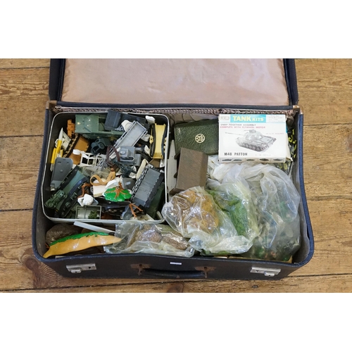 621 - A Large Suitcase containing a collection of Loose Plastic Figures & Vehicles, various Trees & Bushes... 