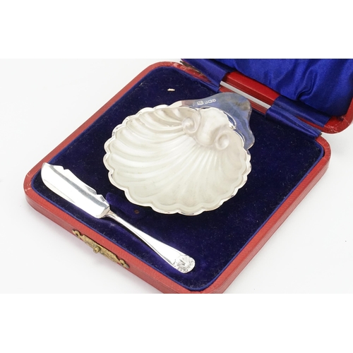 102 - A Silver Shell Shaped Butter Dish in Case.